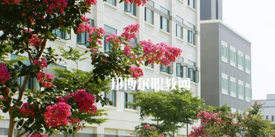 貴州2022年軌道交通學(xué)校的分?jǐn)?shù)線(xiàn)