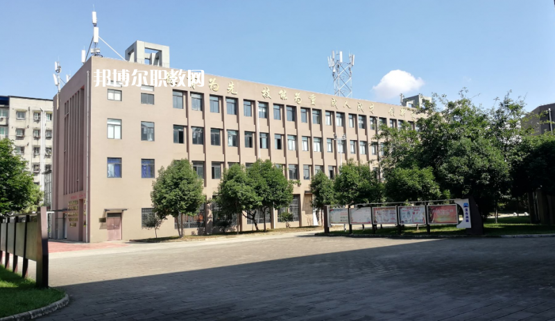 德陽(yáng)安裝技師學(xué)院2022年報(bào)名條件、招生要求、招生對(duì)象