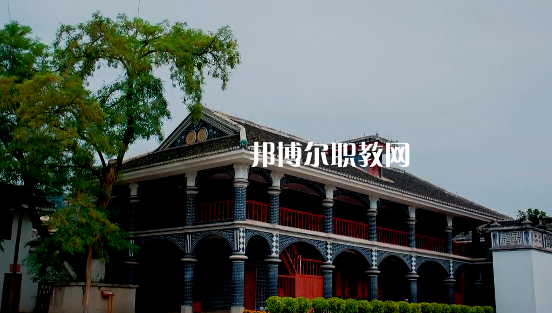 遵義職業(yè)技術(shù)學校2022年報名條件、招生要求、招生對象