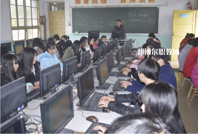 重慶綦江職業(yè)技術(shù)學(xué)校2022年報(bào)名條件、招生要求、招生對(duì)象