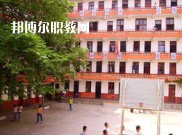 貴州貴陽經(jīng)貿(mào)職業(yè)學(xué)校2022年學(xué)費(fèi)、收費(fèi)多少