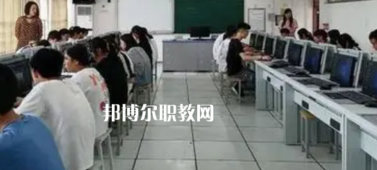 蒲江職業(yè)中專學(xué)校2022年報(bào)名條件、招生要求、招生對象
