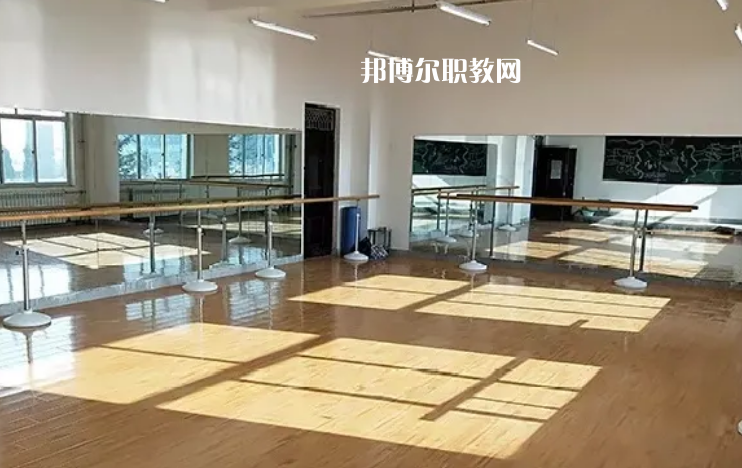甘肅東方航空高鐵學(xué)校2022年報名條件、招生要求、招生對象 