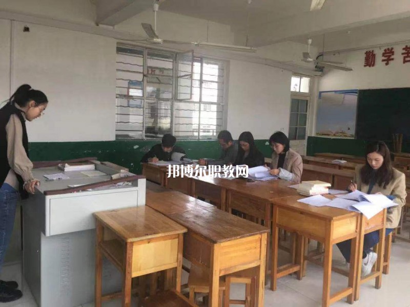 江蘇睢寧中等專業(yè)學(xué)校2022年報(bào)名條件、招生要求、招生對象