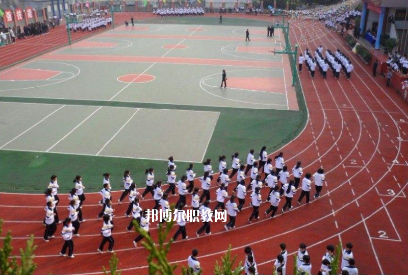 重慶巫溪縣職業(yè)教育中心2022年報(bào)名條件、招生要求、招生對(duì)象