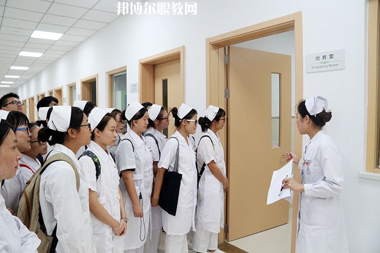 石家莊百富勤中等專業(yè)學(xué)校2022年報(bào)名條件、招生要求、招生對(duì)象