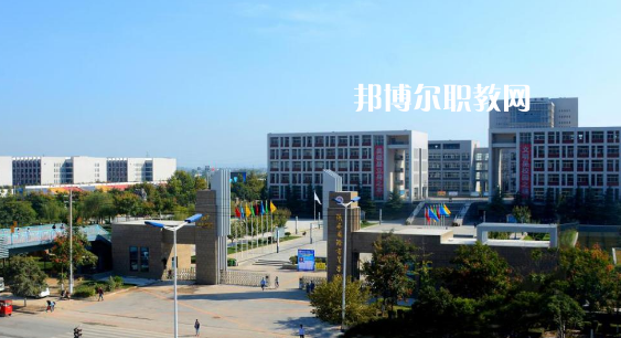 陜西國際商貿(mào)學(xué)院附屬中職校2022年報名條件、招生要求、招生對象