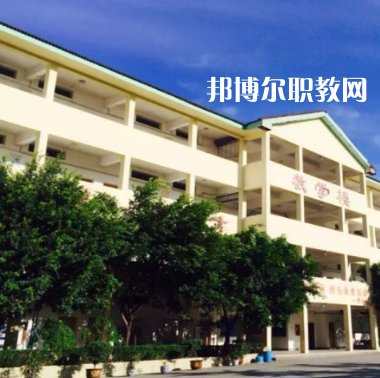 重慶西域技工學校2022年報名條件、招生要求、招生對象