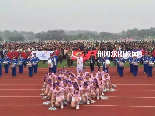 長安汽車(集團(tuán))有限責(zé)任公司技工學(xué)校2022年學(xué)費、收費多少