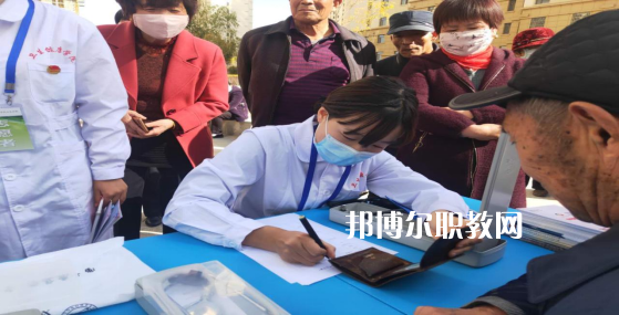 蘭州衛(wèi)生學(xué)校2022年報名條件、招生要求、招生對象