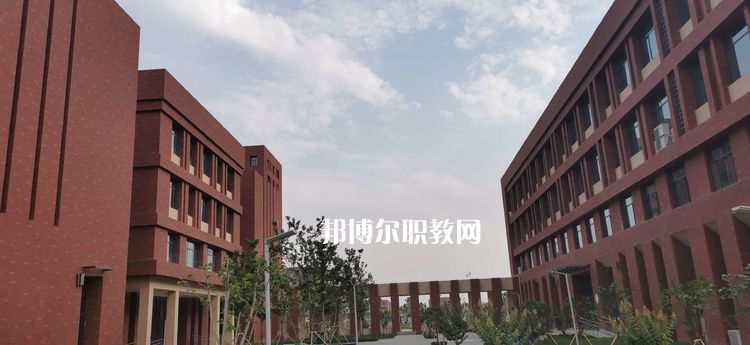 石家莊文化傳媒學校2022年招生辦聯(lián)系電話
