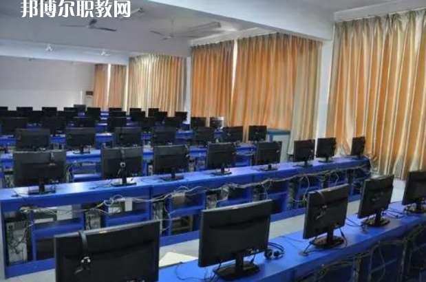 四川省信息通信學(xué)校2022年報(bào)名條件、招生對(duì)象、招生要求