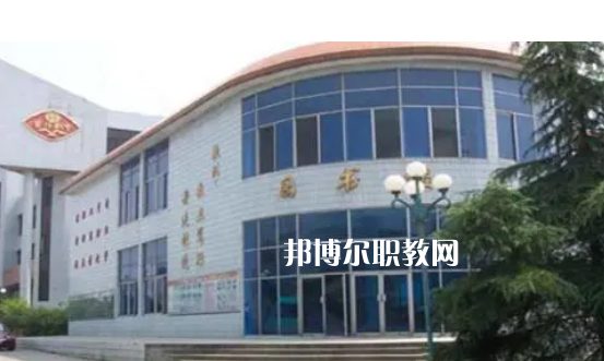 陽旅游職業(yè)學校2022年報名條件、招生要求、招生對象