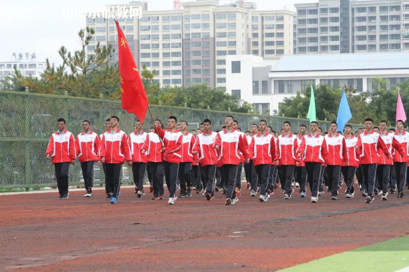 平?jīng)鰴C(jī)電工程學(xué)校2022年學(xué)費(fèi)、收費(fèi)多少