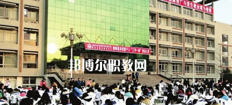 閬中師范學校2022年報名條件、招生要求、招生對象