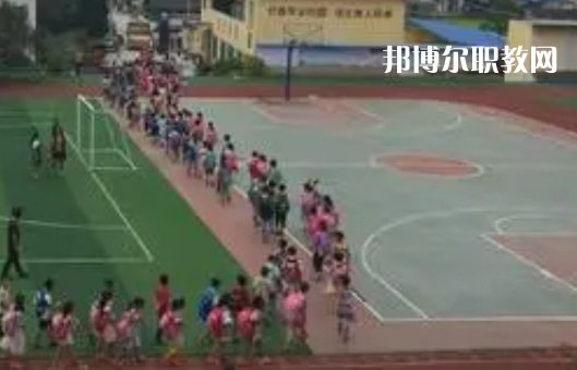 江口縣職業(yè)技術學校2022年宿舍條件