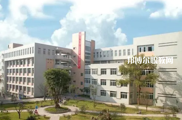 德陽中德工業(yè)技術(shù)學(xué)校2022年報名條件、招生要求、招生對象