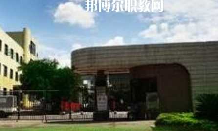 西昌第一職業(yè)技術中學2022年報名條件、招生要求、招生對象