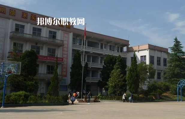 畢節(jié)七星關(guān)中等職業(yè)學(xué)校2022年學(xué)費(fèi)、收費(fèi)多少