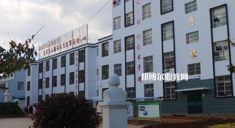 鹽源縣職業(yè)中學(xué)2022年報(bào)名條件、招生要求、招生對(duì)象