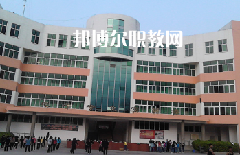 四川省德昌縣職業(yè)高級(jí)中學(xué)2022年招生辦聯(lián)系電話(huà)