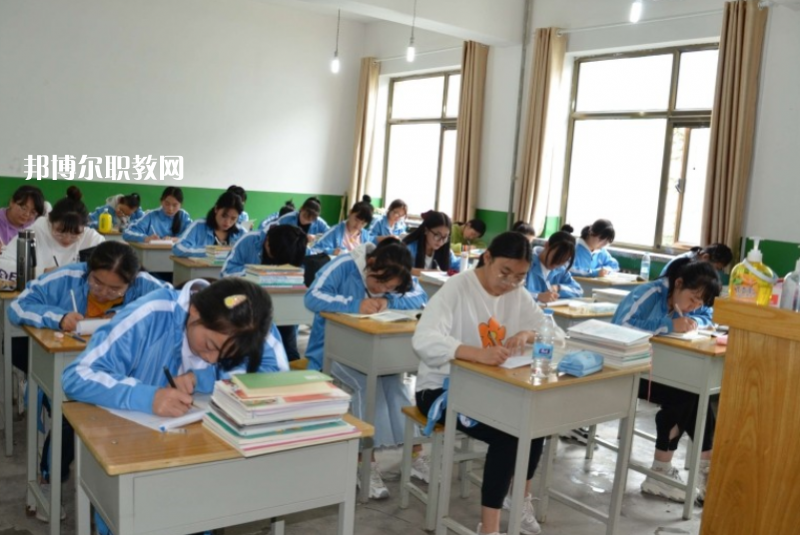 甘肅省廣播電視學(xué)校2022年報名條件、招生要求、招生對象