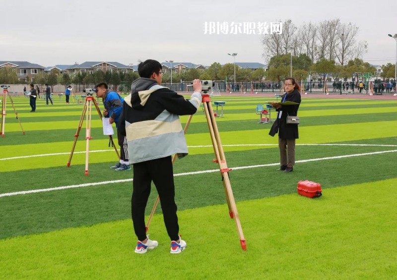鹽城市經(jīng)貿(mào)高級(jí)職業(yè)學(xué)校2022年報(bào)名條件、招生要求、招生對(duì)象