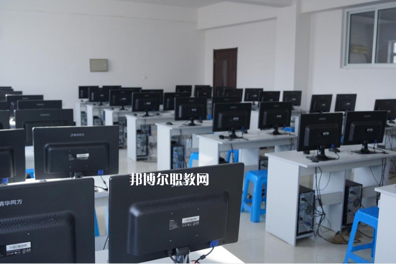 石家莊萬搏中等專業(yè)學(xué)校2022年報(bào)名條件、招生要求、招生對(duì)象
