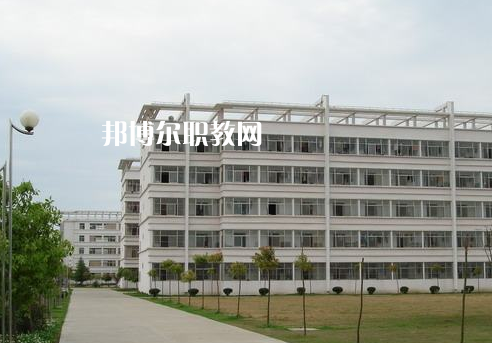 江蘇建湖中等專業(yè)學校2022年報名條件、招生要求、招生對象
