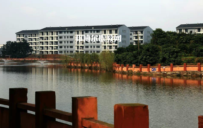 合江少岷職業(yè)技術(shù)學(xué)校怎么樣、好不好