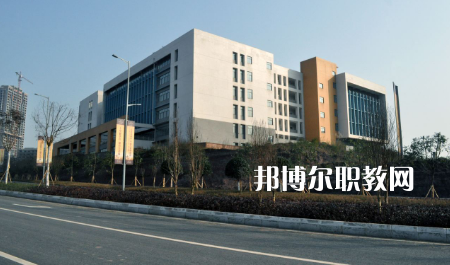重慶合川職業(yè)教育中心2022年報名條件、招生要求、招生對象
