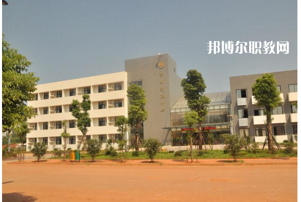 會東縣職業(yè)技術(shù)學(xué)校2022年報名條件、招生要求、招生對象