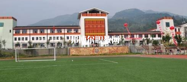 阿壩衛(wèi)生學(xué)校2022年報(bào)名條件、招生要求、招生對(duì)象