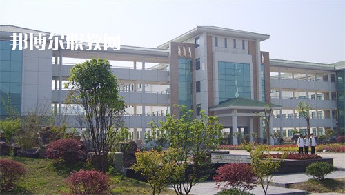 大理科技管理中等職業(yè)技術(shù)學(xué)校2022年報(bào)名條件、招生要求、招生對(duì)象
