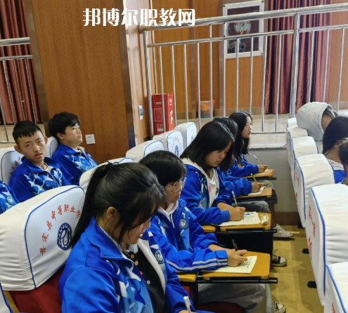 大理科技管理中等職業(yè)學(xué)校2022年有哪些專(zhuān)業(yè)