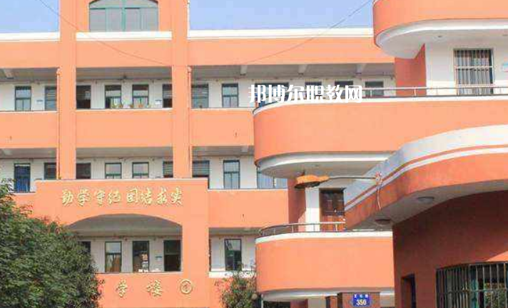 樂(lè)至縣回瀾職業(yè)中學(xué)2022年招生辦聯(lián)系電話(huà)