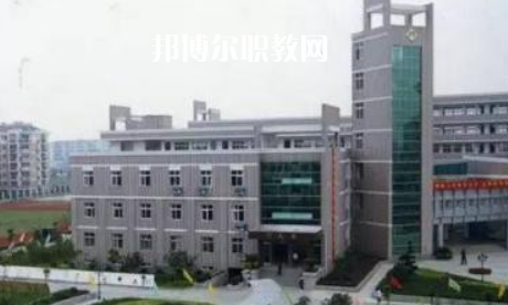 樂至縣回瀾職業(yè)中學2022年報名條件、招生要求、招生對象