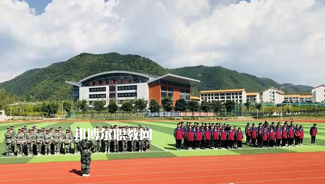 黃龍職業(yè)教育中心2022年報(bào)名條件、招生要求、招生對(duì)象