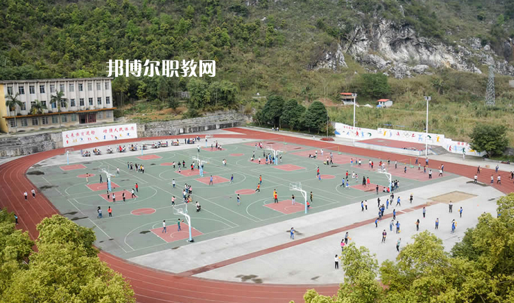 河池衛(wèi)生學校2022年報名條件、招生要求、招生對象
