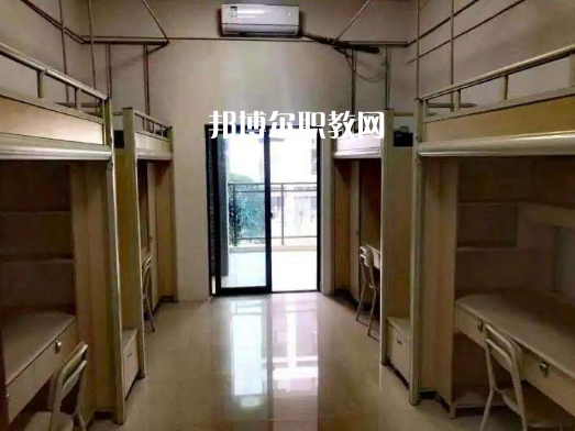 威遠泰來職業(yè)學校2022年宿舍條件