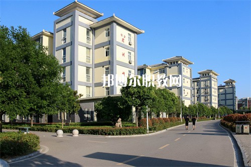 亳州中藥科技學(xué)校2022年報(bào)名條件、招生要求、招生對象