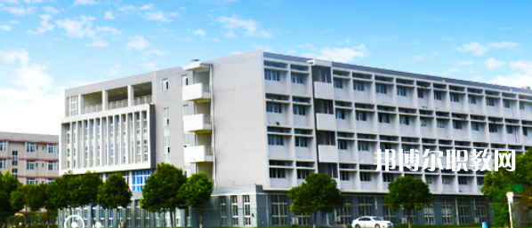 元謀縣職業(yè)高級(jí)中學(xué)2022年有哪些專(zhuān)業(yè)