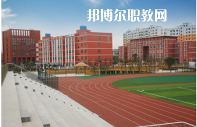 阜陽科技工程學校2022年招生辦聯(lián)系電話