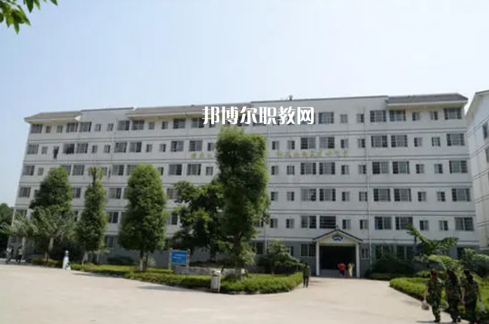 樂(lè)山旅游學(xué)校2022年報(bào)名條件、招生要求、招生對(duì)象