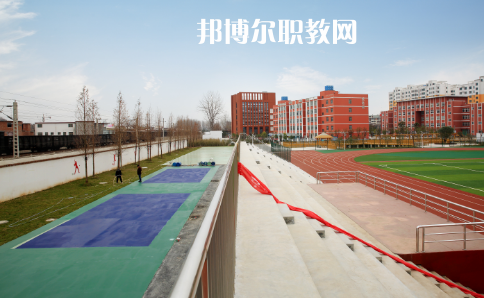 阜陽科技工程學(xué)校2022年報名條件、招生要求、招生對象
