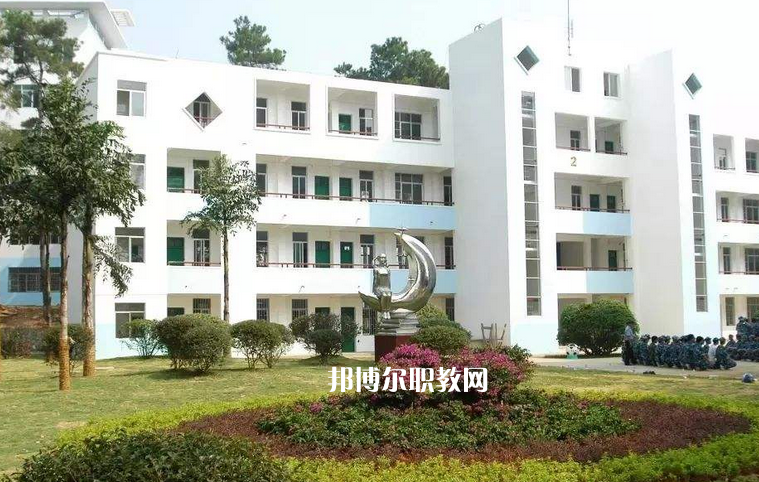 桂林旅游職業(yè)中等專(zhuān)業(yè)學(xué)校2022年報(bào)名條件、招生要求、招生對(duì)象