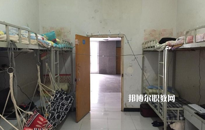 貴州城市職業(yè)學(xué)院中專(zhuān)部2022年宿舍條件