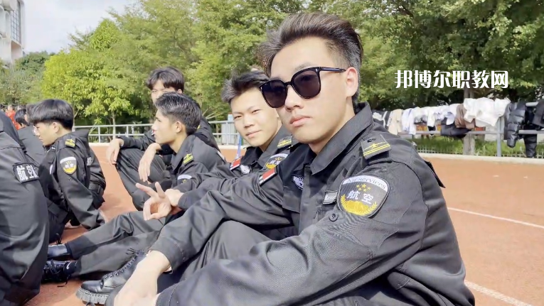 柳州第二職業(yè)技術學校網(wǎng)站網(wǎng)址