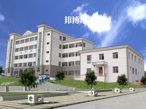 嵩明縣職業(yè)高級中學(xué)2022年報名條件、招生要求、招生對象