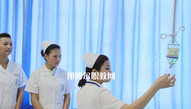 眉山衛(wèi)生職業(yè)學(xué)校2022年報名條件、招生要求、招生對象